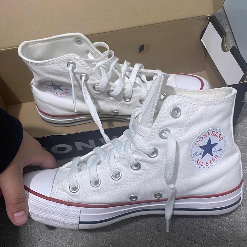 white high top converse womans 7.5 mens 5.5 worn once good condition